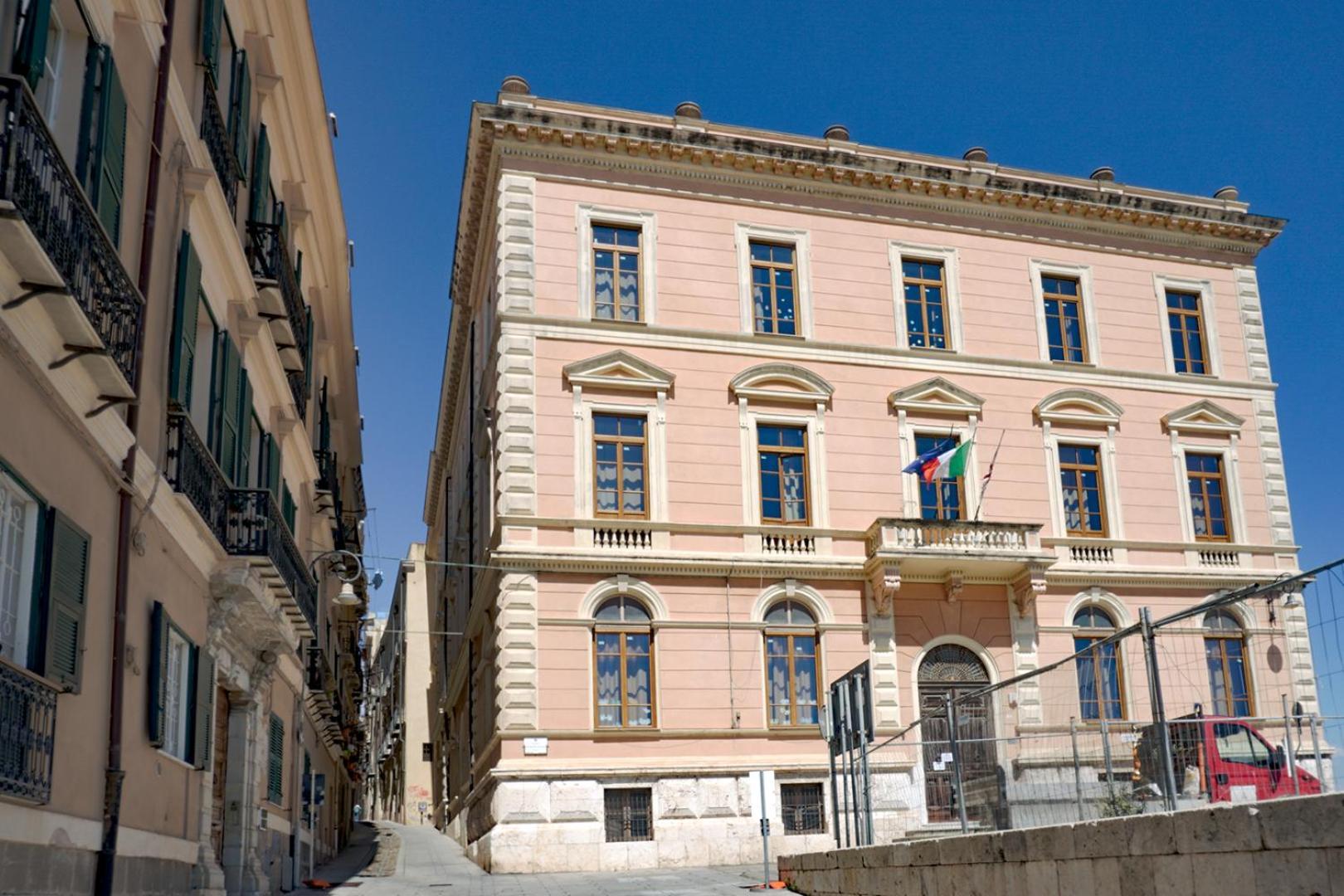 Casa Storica Di Charme Con Vista Mare Nel Cuore Di Cagliari Exterior foto